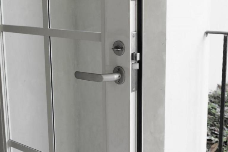 Choisir sa porte d'entrée, critères et conseils d'expert
